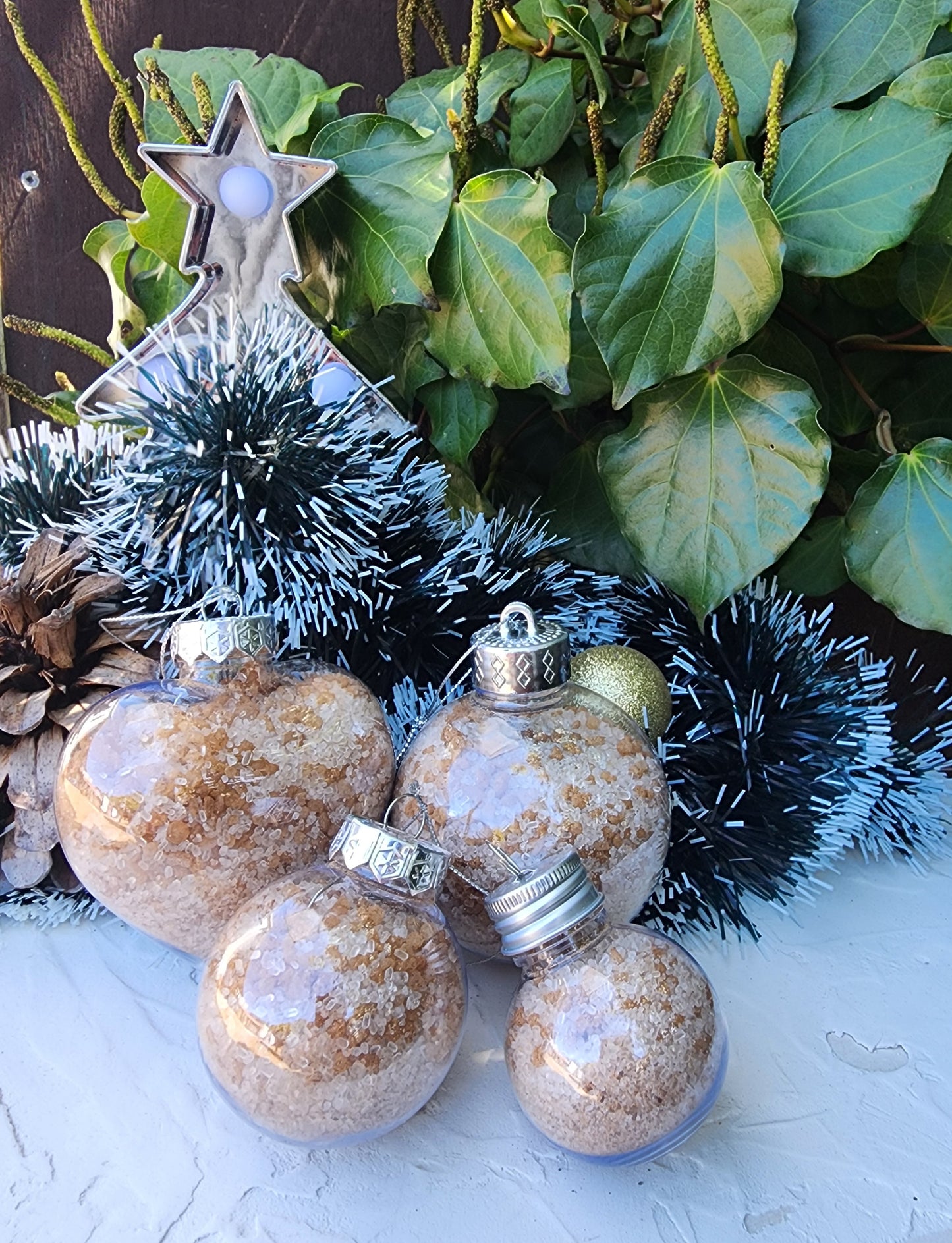 Christmas Bath Salt Baubles