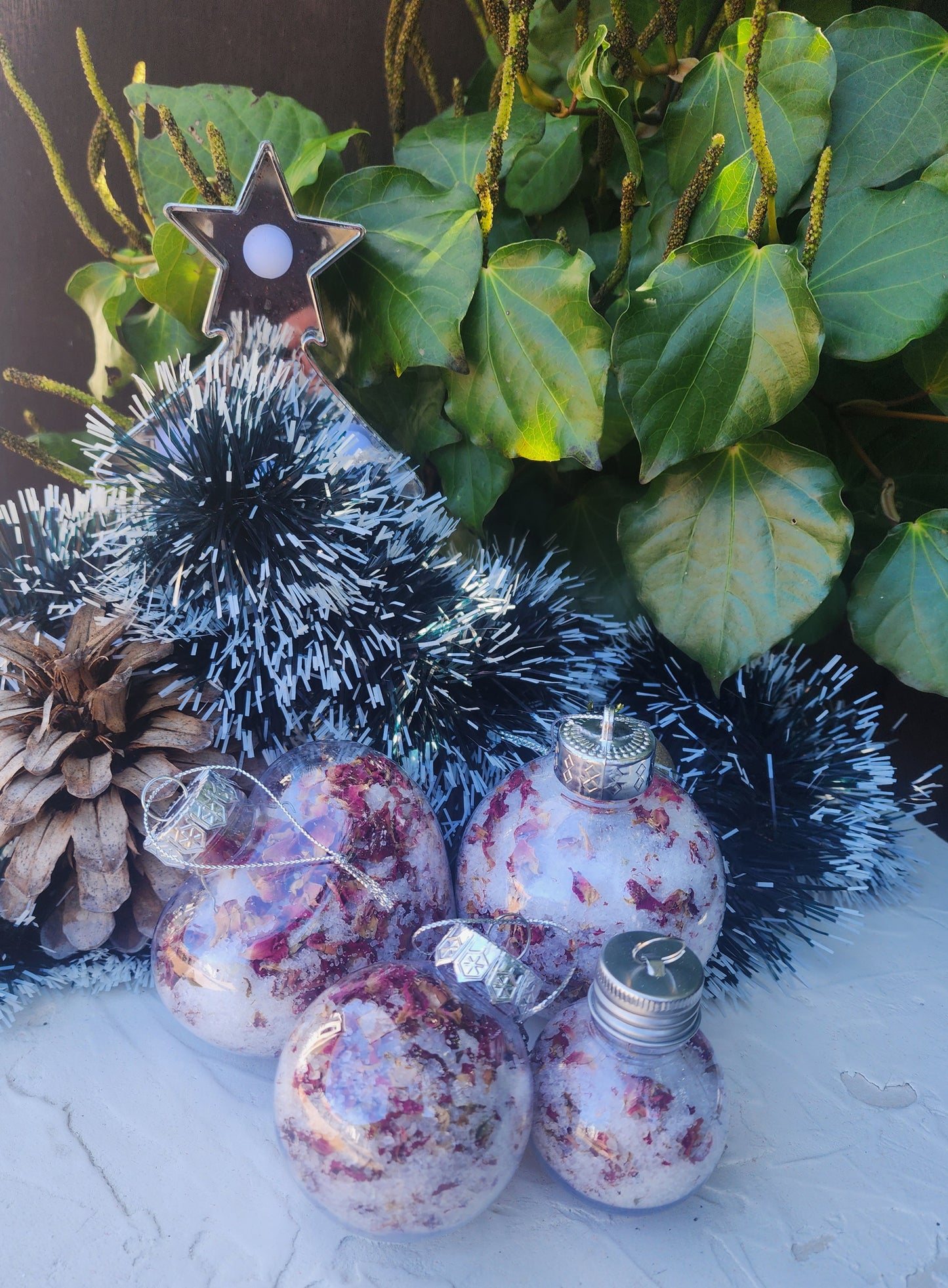 Christmas Bath Salt Baubles